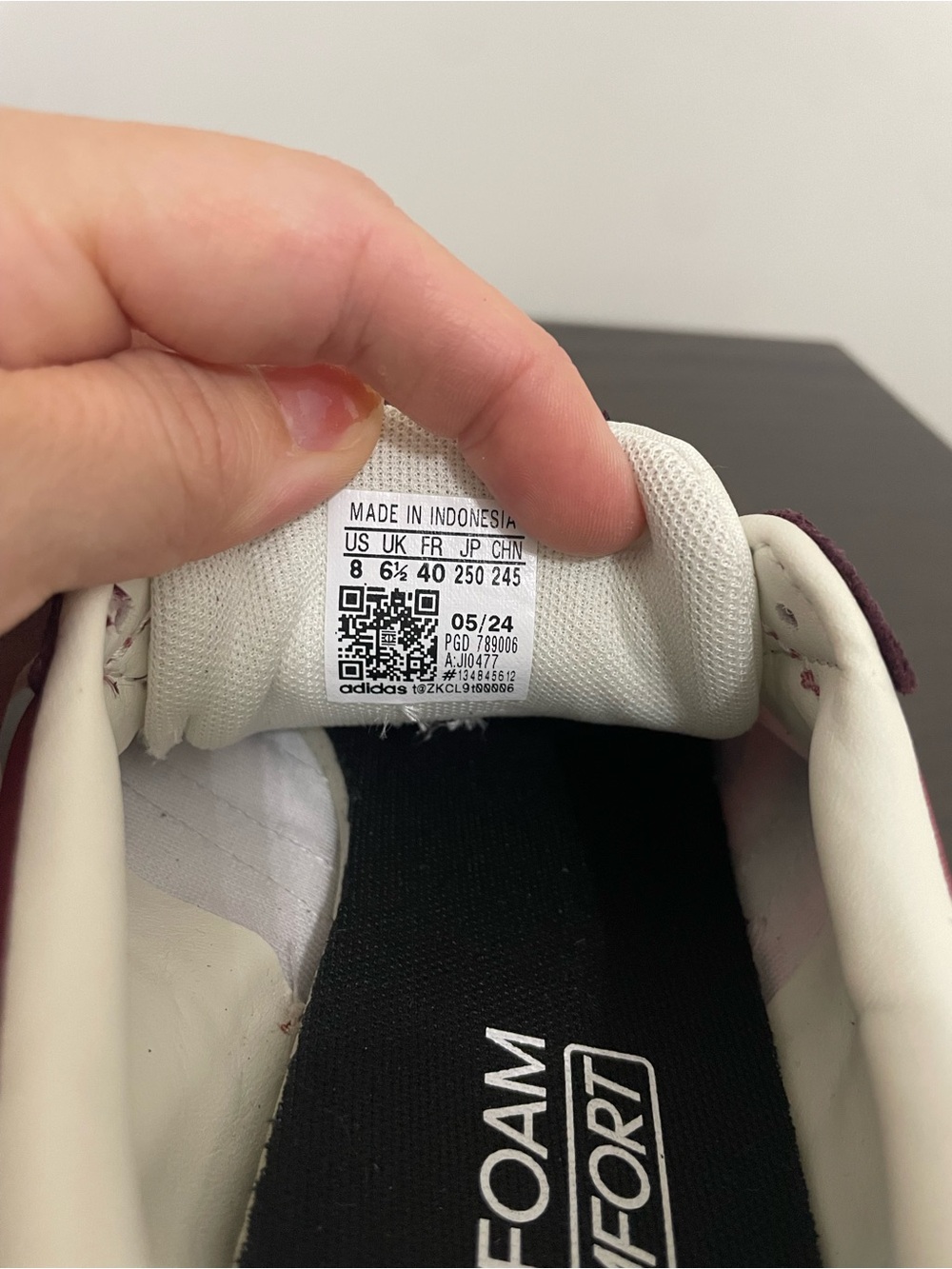 Adidas Women’s Run 70s 2.0 Sneakers - Picture 6 of 6